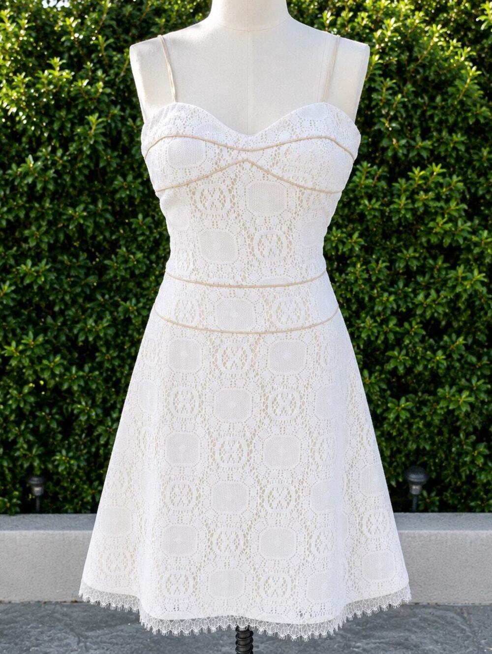 To The Max Ivory Lace Strapless Fit & Flare Dress Women’s Size 2 Cocktail Party